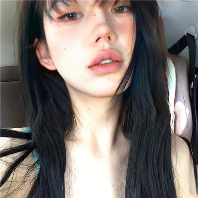 然后,她找到了我